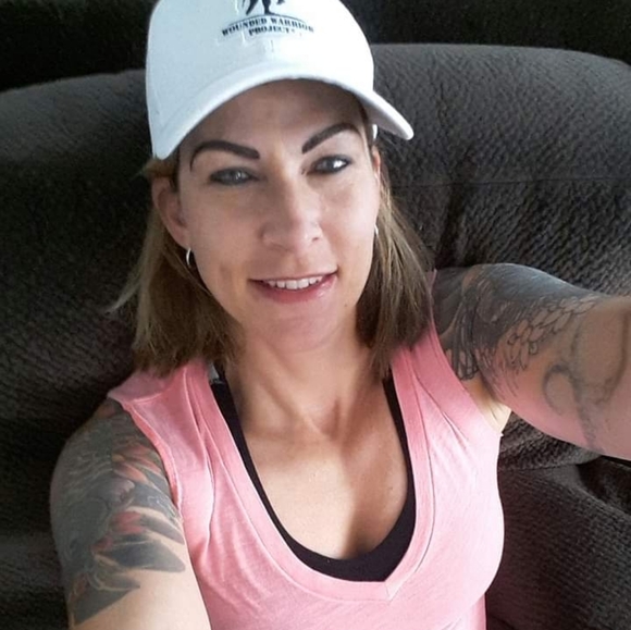 Meet your Posher, Tabitha - Picture 1 of 1